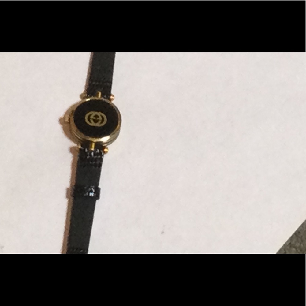 GUCCI  WATCH - Picture 2 of 4